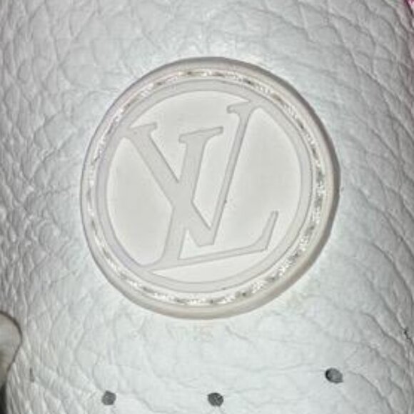 Louis Vuitton LV Archlight sneakers EUC  Calfskin Multi/colored   EU 39 US 9 - Picture 7 of 13